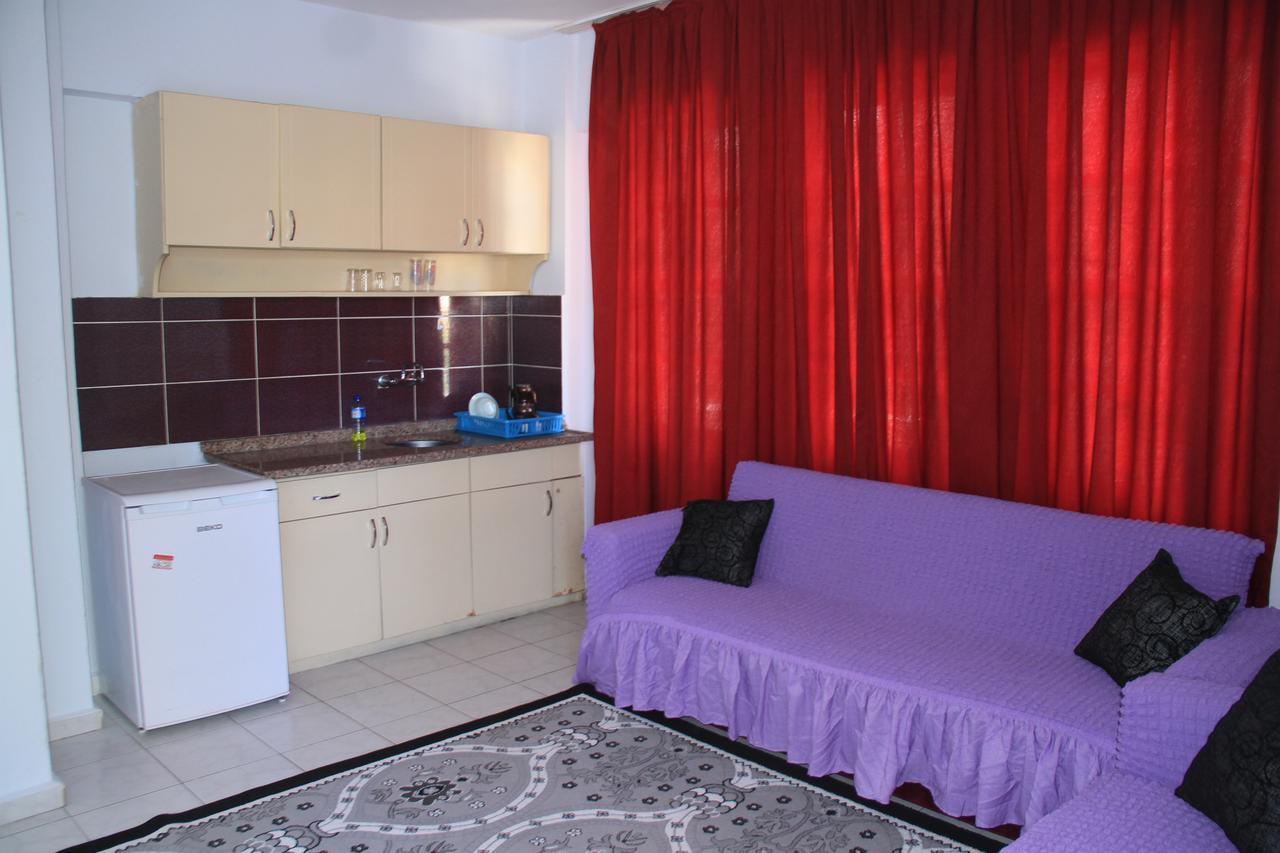 Cozmina Apart Hotel Аланя Екстериор снимка